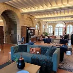 Pavillon Des Millesimes, Piscine & 4* Lussac (Gironde)