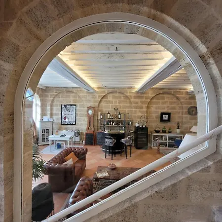 Bed & Breakfast Pavillon Des Millesimes 4*