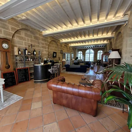 Pavillon Des Millésimes Couette-café Lussac (Gironde)
