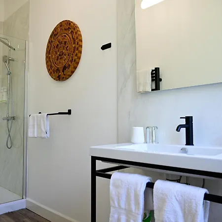 Pavillon Des Millesimes, Piscine & 4*