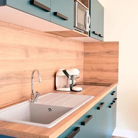 Pavillon Des Millesimes, Piscine & Отель типа 