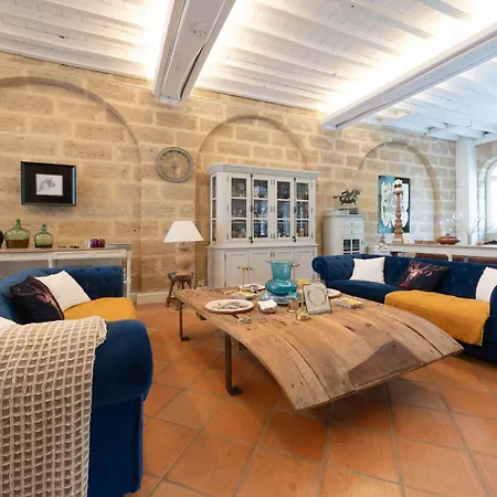 Pavillon Des Millesimes, Piscine & 4*