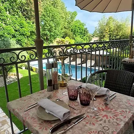 Pavillon Des Millesimes 4*