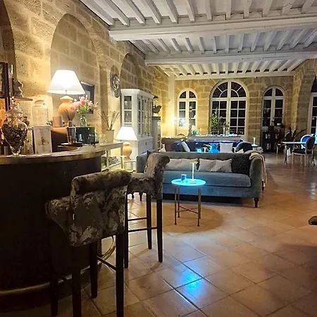 Pavillon Des Millesimes Alojamento de Acomodação e Pequeno-almoço 4*