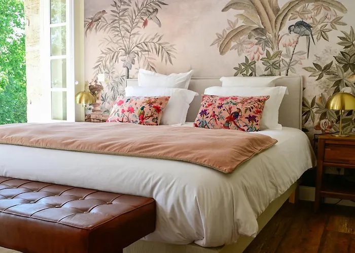 Pavillon Des Millesimes, Piscine & 4*