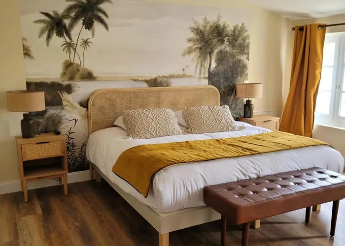 Pavillon Des Millesimes, Piscine & Lussac (Gironde)