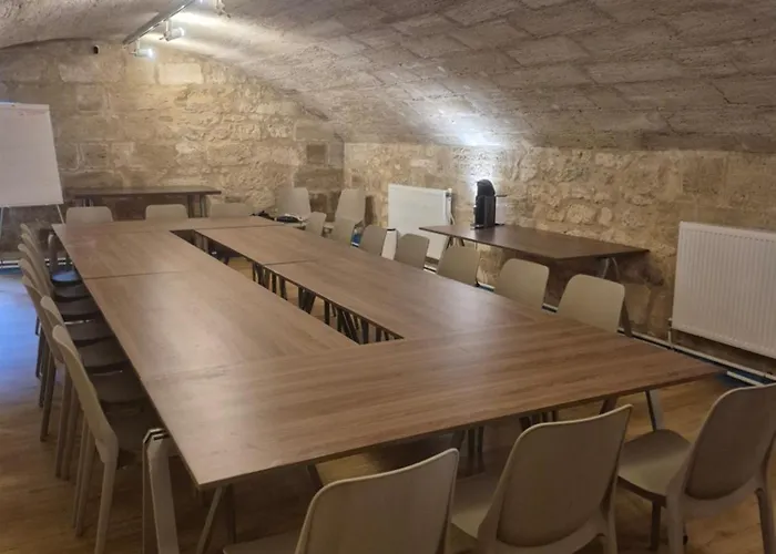 Pavillon Des Millésimes Couette-café Lussac (Gironde)